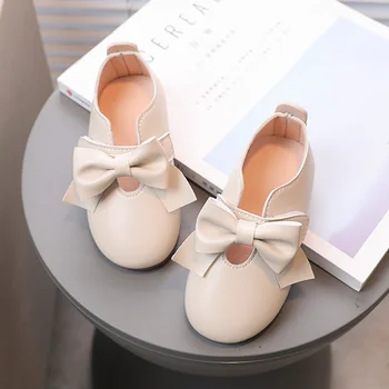 Луксозни кожени обувки с възел пеперуди за момичета: пролетно ежедневни обувки в корейски стил, устойчива на плъзгане (на възраст 1-6 години)