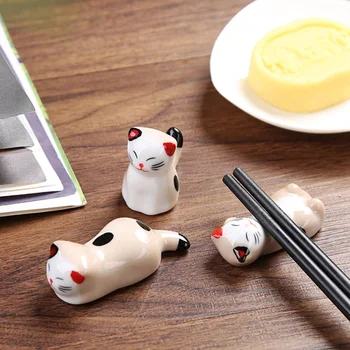 Подглазурная керамика в японски стил, сладък котка, поставка за пръчици за хранене, посуда за ресторант, проста овални лъжица, скоба, посуда и прибори за кухня